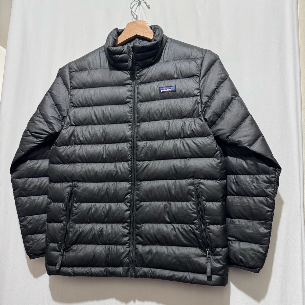 Chumba of the brand PATAGONIA black color size L for 12-year-old boy